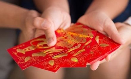 Uang Angpao Yang Biasanya Di Berikan Saat Imlek