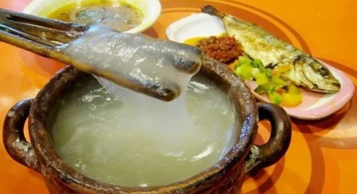 Hidangan Papeda Makanan Khas Tradisional Timur Indonesia