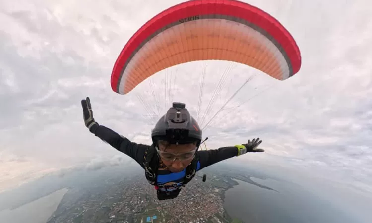 Olahraga Ekstrem Terjun Payung Yang Harus Memiliki Keberanian