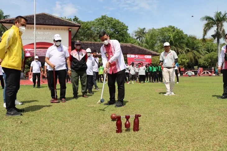 Olahraga Rekreasi Woodball Yang Sedikit Mirip Golf