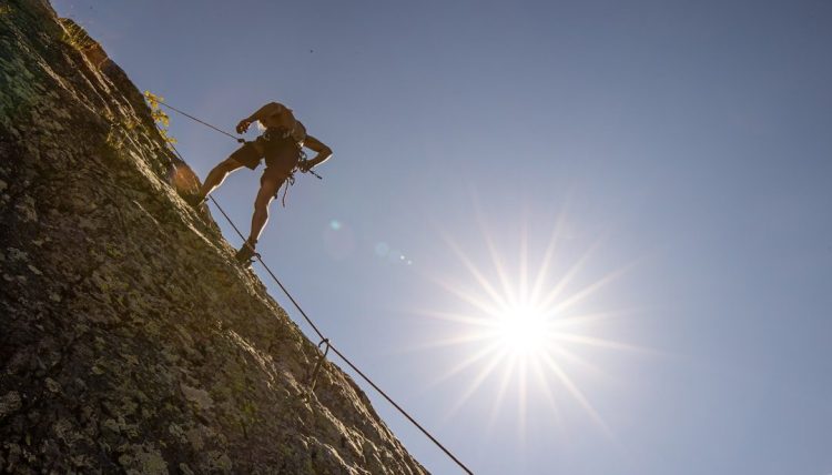 Kegiatan Repelling Merupakan Olahraga Yang Ekstrem