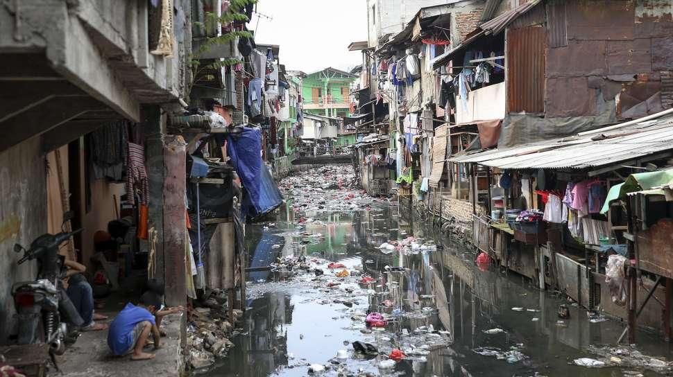 Kondisi Kehidupan Kotor Tidak Menjaga Kebersihan Sekitarnya