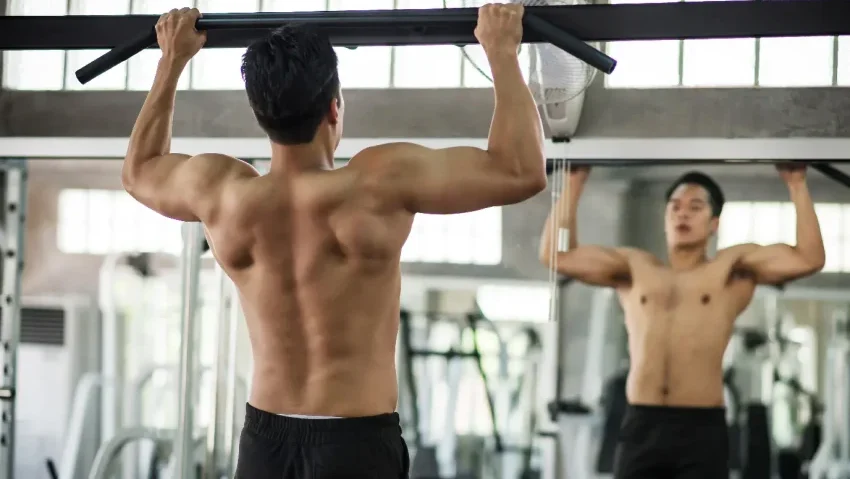 Melatih Kekuatan Tubuh Dengan Melakukan Olahraga Pull Up