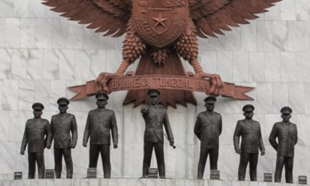 Penyelamat Warga Negara Seorang Pahlawan Yang Abadi