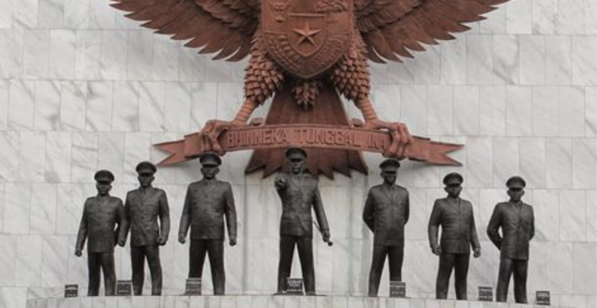 Penyelamat Warga Negara Seorang Pahlawan Yang Abadi