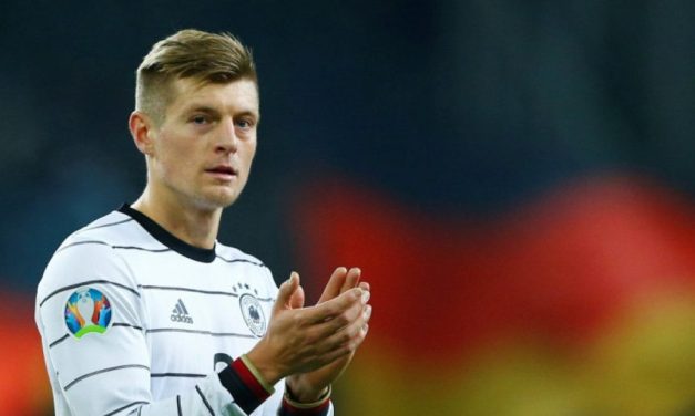 Pemain Bola Jerman Toni Kroos Dengan Kontroversialnya