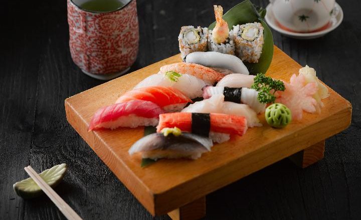 Makanan Jepang Sushi Yang Memiliki Rasa Segar
