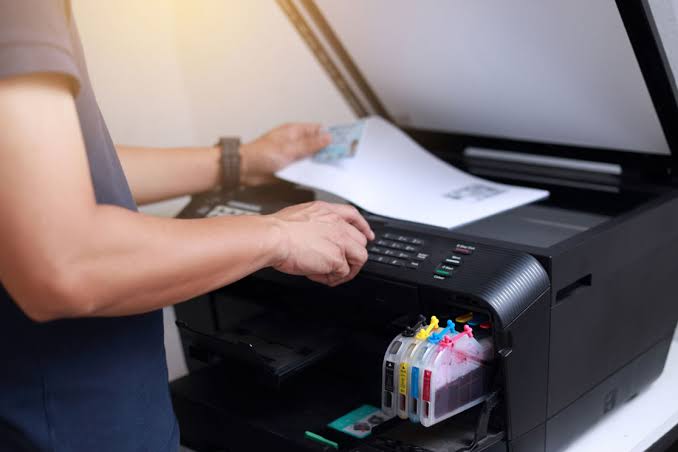 Percetakan Digital Modern Dengan Perangkat Printer