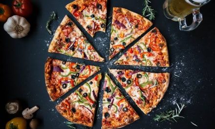 Hidangan Bulat Pizza Makanan Khas Dari Italia