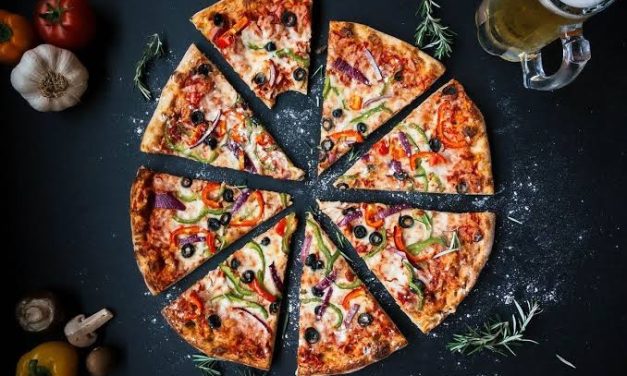 Hidangan Bulat Pizza Makanan Khas Dari Italia