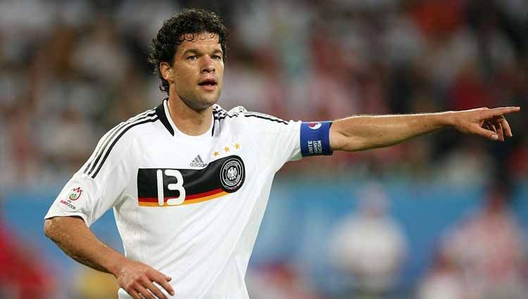 Seorang Pesepakbola Jerman Michael Ballack Yang Lincah