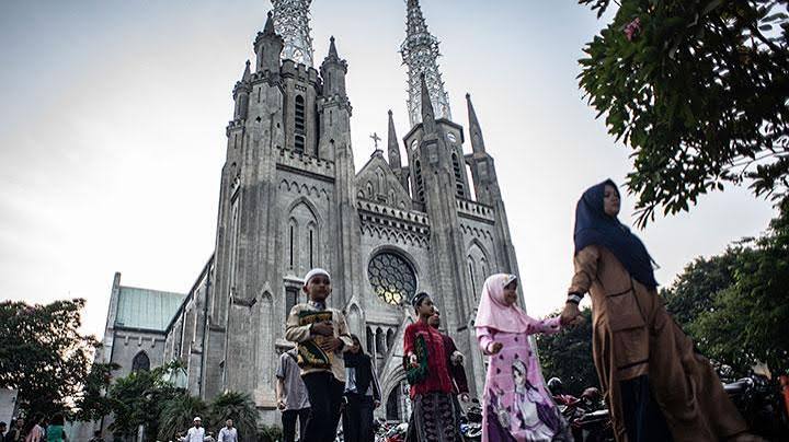 Bangunan Ibadah Gereja Untuk Umat Kristen