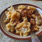 Makanan Jajanan Batagor Dengan Berbagai Bumbu