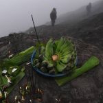 Hidangan Segala Makanan Dan Bentuk Sebagai Sesajen