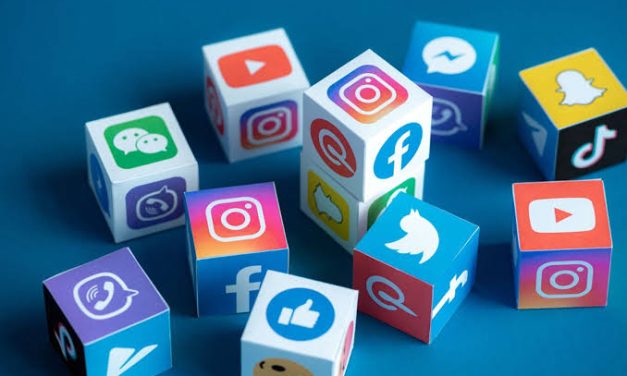 Teknologi Dunia Maya Sosial Media Yang Viral